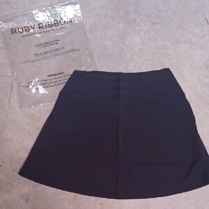 Ruby Ribbon Women's Black Skort